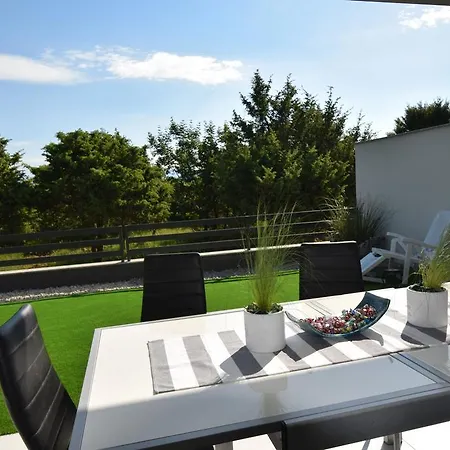 アパート Helena マリンスカ