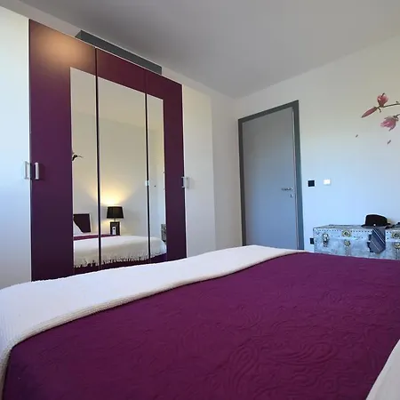 アパート Helena マリンスカ